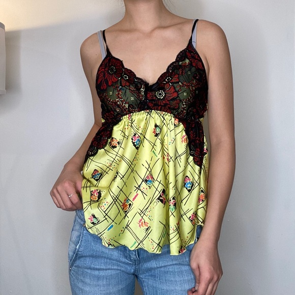 Yellow and black lingerie top - Picture 5 of 5